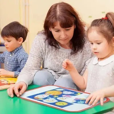 Tableau d'Activité Montessori - MontessoriBoard™ - Planète - Mon Univers Éveil Bébé